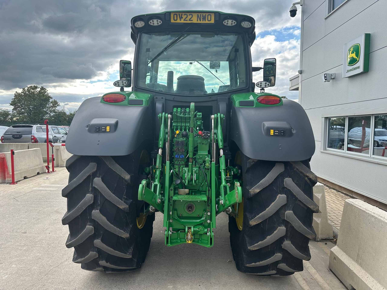 John Deere 6215R - 장궤형 트랙터 : 사진 4 John Deere 6215R - 장궤형 트랙터 : 사진 4