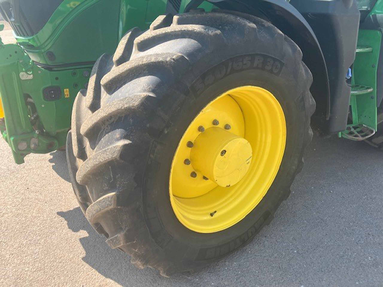 John Deere 6R 185 - 장궤형 트랙터 : 사진 2 John Deere 6R 185 - 장궤형 트랙터 : 사진 2