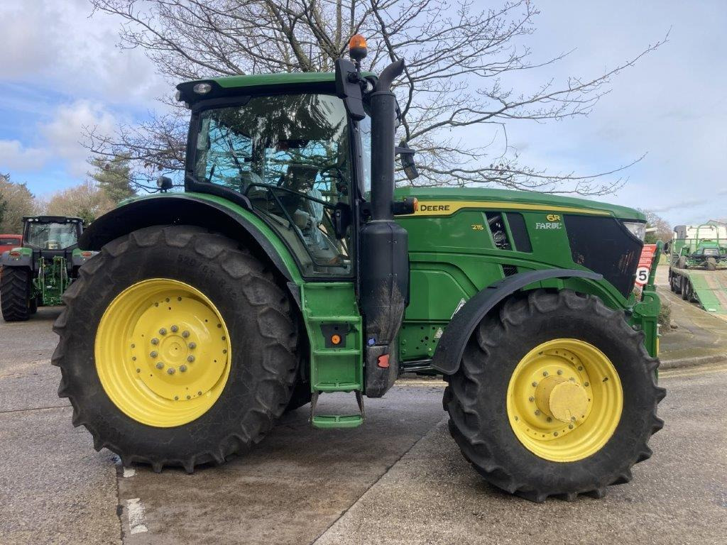 John Deere 6R 215 - 장궤형 트랙터 : 사진 3 John Deere 6R 215 - 장궤형 트랙터 : 사진 3