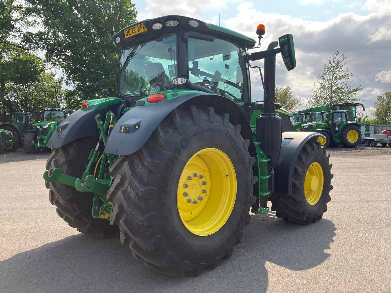 장궤형 트랙터 John Deere 6R 215 : 사진 8