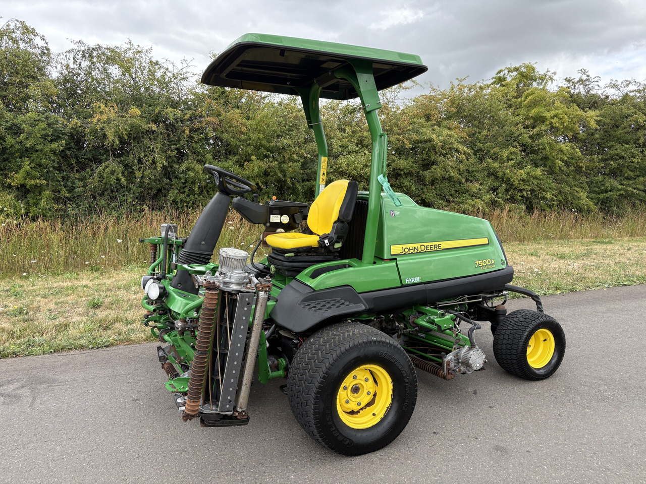 John Deere 7500AE Fairway Mower - 정원 모어 : 사진 1 John Deere 7500AE Fairway Mower - 정원 모어 : 사진 1