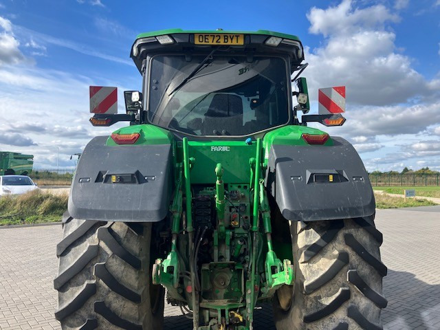 John Deere 7R 330 - 장궤형 트랙터 : 사진 5 John Deere 7R 330 - 장궤형 트랙터 : 사진 5