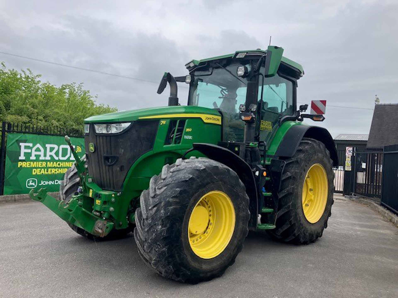 John Deere 7R 350 - 장궤형 트랙터 : 사진 1 John Deere 7R 350 - 장궤형 트랙터 : 사진 1