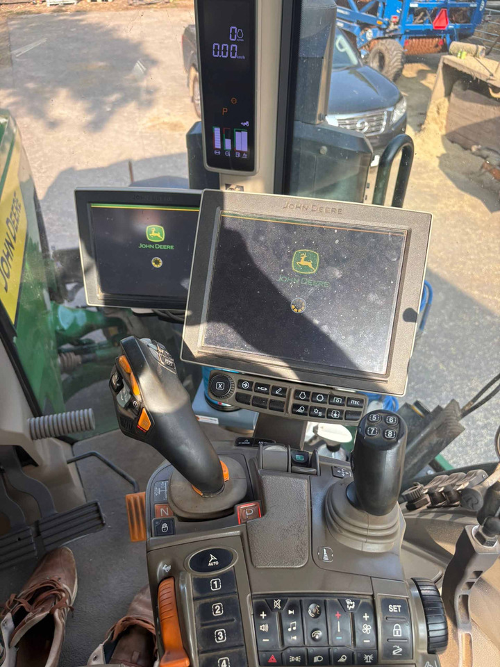 John Deere 8R 370 - 장궤형 트랙터 : 사진 3 John Deere 8R 370 - 장궤형 트랙터 : 사진 3