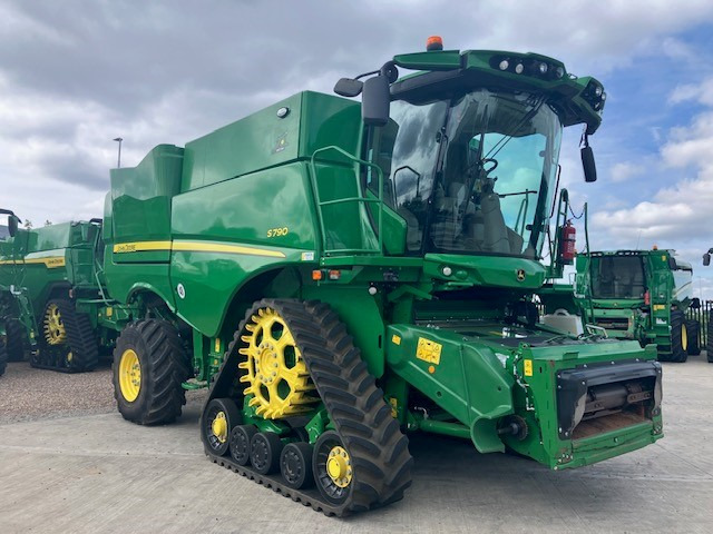 John Deere S790 - 목초수확기 : 사진 2 John Deere S790 - 목초수확기 : 사진 2