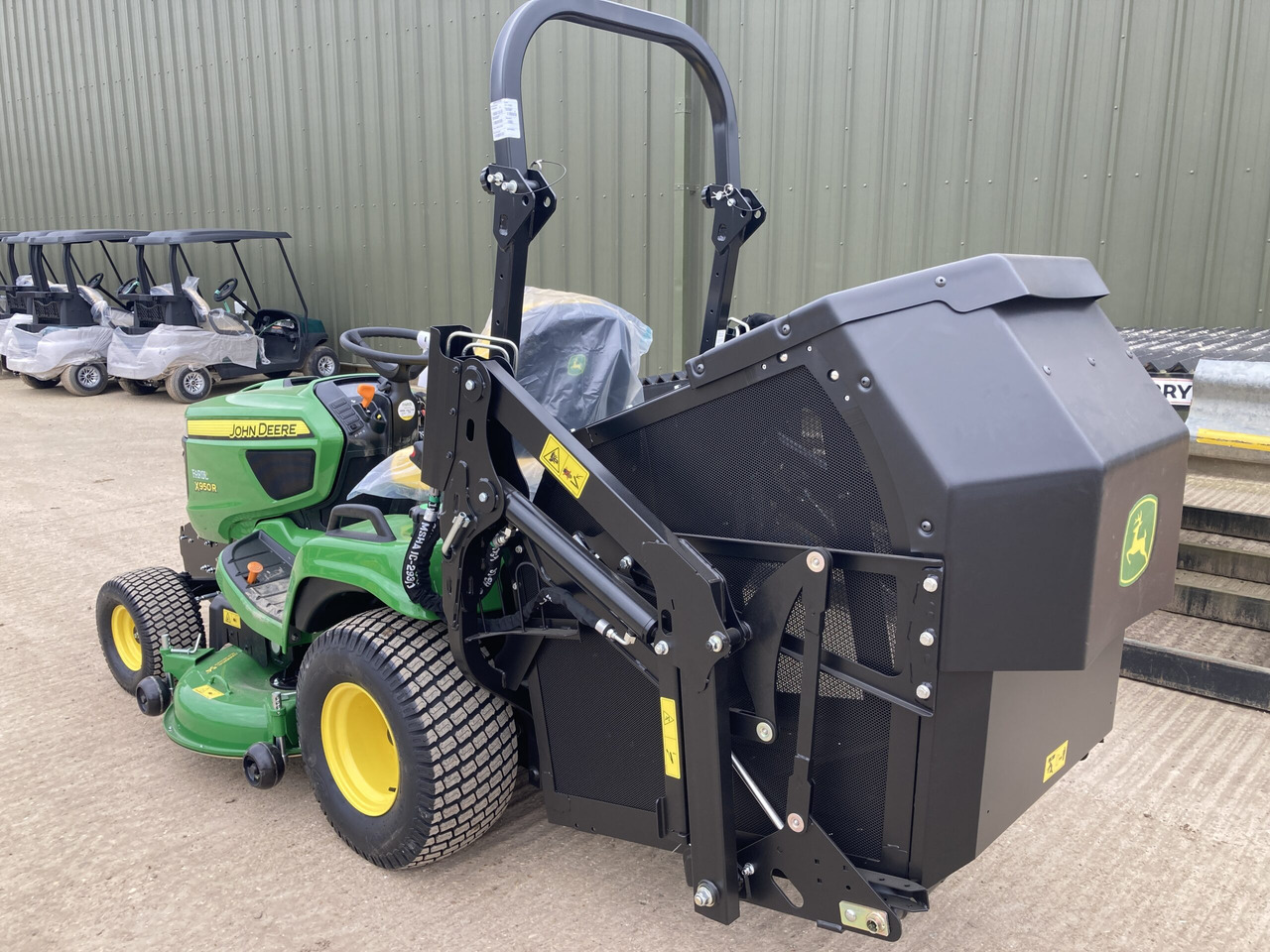 John Deere X950R ride on cut and collect mower - 정원 모어 : 사진 3 John Deere X950R ride on cut and collect mower - 정원 모어 : 사진 3