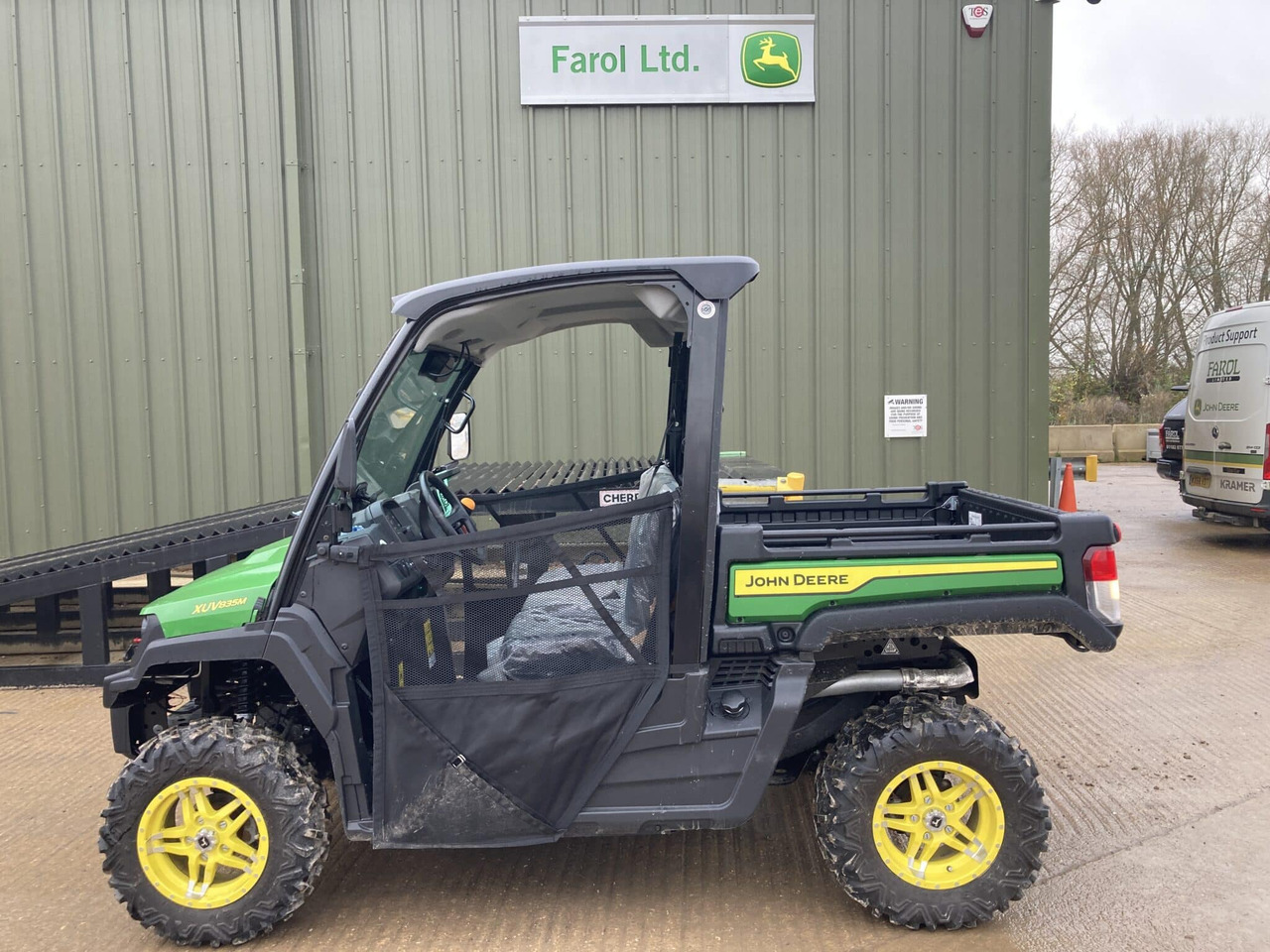 John Deere XUV835M Gator - 사이드 바이 사이드/ ATV : 사진 2 John Deere XUV835M Gator - 사이드 바이 사이드/ ATV : 사진 2