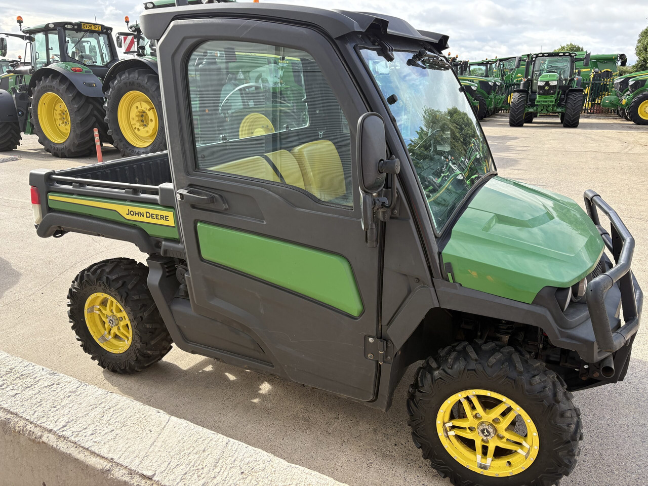 John Deere XUV865M Gator - 사이드 바이 사이드/ ATV : 사진 4 John Deere XUV865M Gator - 사이드 바이 사이드/ ATV : 사진 4