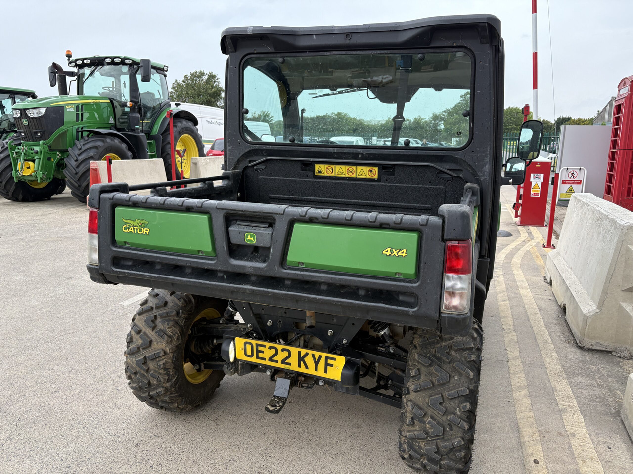 John Deere XUV865M Gator - 사이드 바이 사이드/ ATV : 사진 4 John Deere XUV865M Gator - 사이드 바이 사이드/ ATV : 사진 4