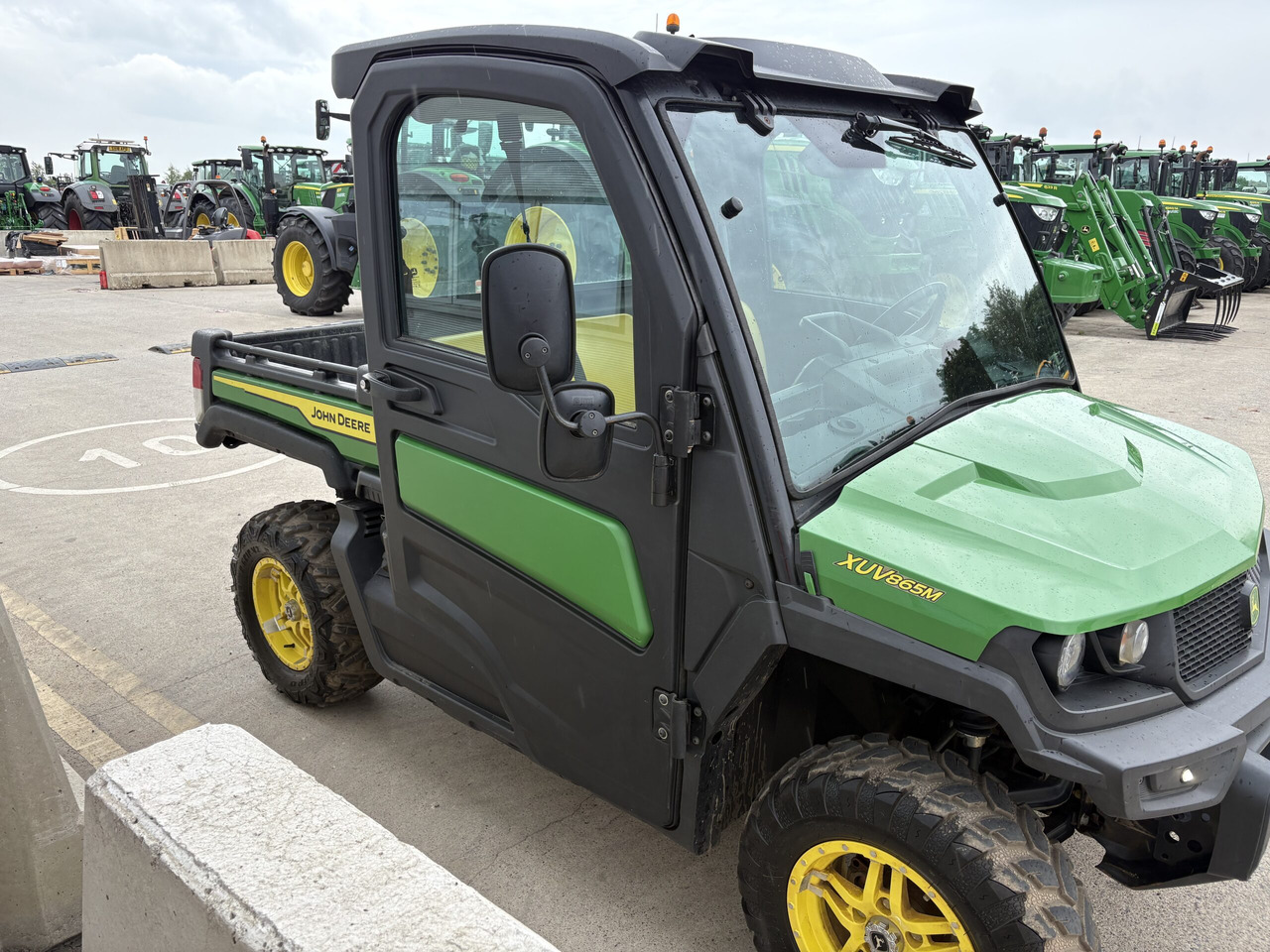 John Deere XUV865M Gator - 사이드 바이 사이드/ ATV : 사진 3 John Deere XUV865M Gator - 사이드 바이 사이드/ ATV : 사진 3