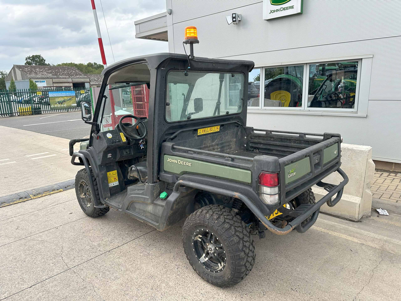 John Deere XUV865M - 사이드 바이 사이드/ ATV : 사진 3 John Deere XUV865M - 사이드 바이 사이드/ ATV : 사진 3