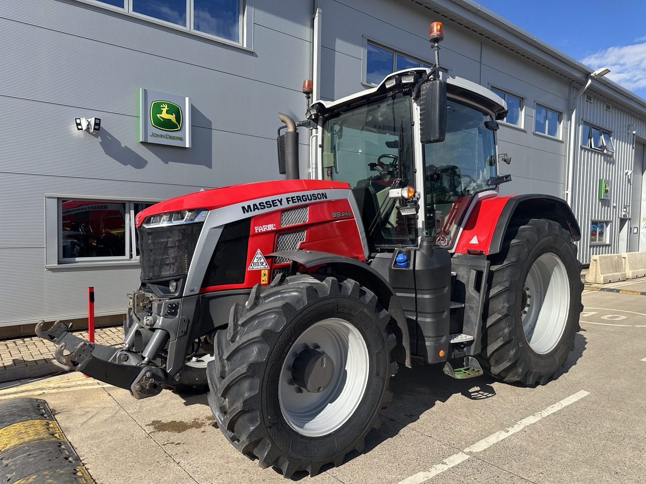 Massey Ferguson 8S.245 Dyna 6 - 장궤형 트랙터 : 사진 1 Massey Ferguson 8S.245 Dyna 6 - 장궤형 트랙터 : 사진 1