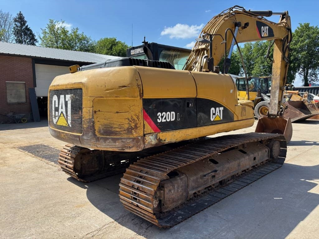CAT 320 D L - 크롤러 굴삭기 : 사진 3 CAT 320 D L - 크롤러 굴삭기 : 사진 3