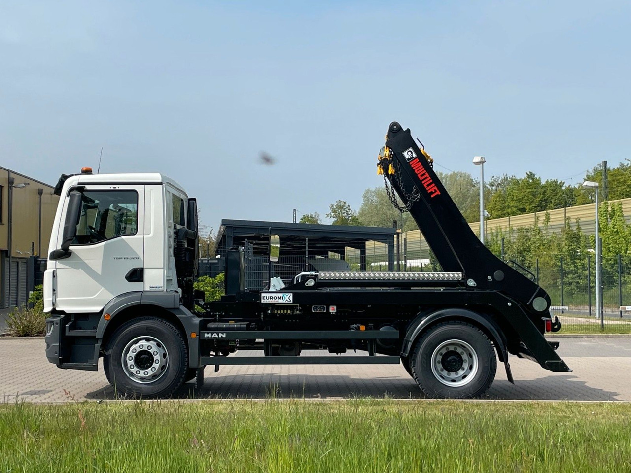 MAN TGM 18.320 4x2 Euro 6e Hiab Multilift Futura 12 - 덤프트럭, 크레인 트럭 : 사진 3 MAN TGM 18.320 4x2 Euro 6e Hiab Multilift Futura 12 - 덤프트럭, 크레인 트럭 : 사진 3
