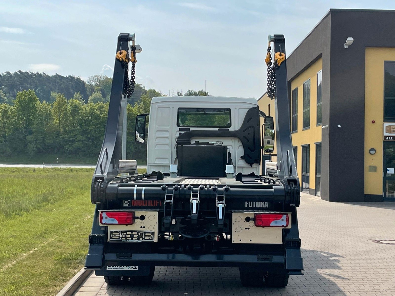MAN TGM 18.320 4x2 Euro 6e Hiab Multilift Futura 12 - 덤프트럭, 크레인 트럭 : 사진 5 MAN TGM 18.320 4x2 Euro 6e Hiab Multilift Futura 12 - 덤프트럭, 크레인 트럭 : 사진 5