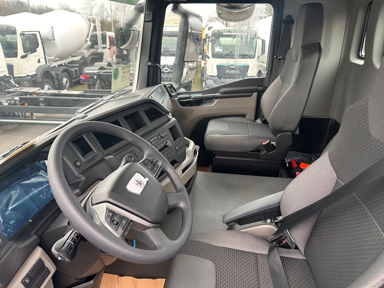 MAN TGS 18.400 4x4 Euro 6e Hyva Absetzkipper - 덤프트럭, 크레인 트럭 : 사진 4 MAN TGS 18.400 4x4 Euro 6e Hyva Absetzkipper - 덤프트럭, 크레인 트럭 : 사진 4
