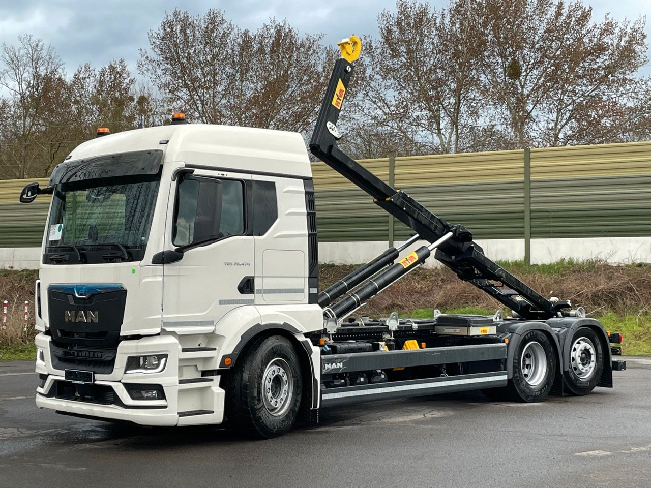 MAN TGS 26.480 6x2 Retarder Hyva 20-60 Abrollkipper - 후크 리프트 트럭 : 사진 1 MAN TGS 26.480 6x2 Retarder Hyva 20-60 Abrollkipper - 후크 리프트 트럭 : 사진 1