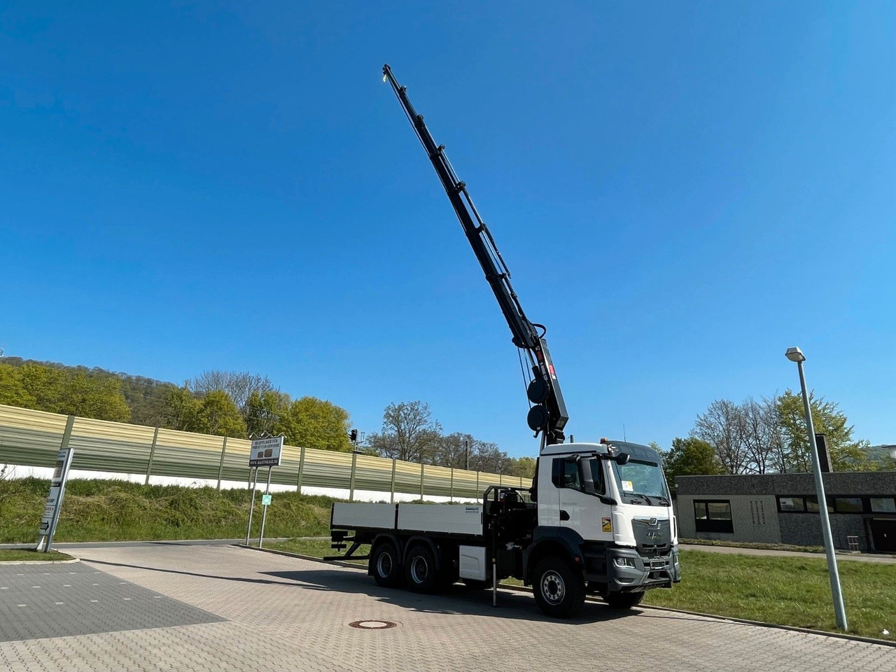 MAN TGS 33.440 6x4 HIAB 228-6 - 크레인 트럭 : 사진 2 MAN TGS 33.440 6x4 HIAB 228-6 - 크레인 트럭 : 사진 2