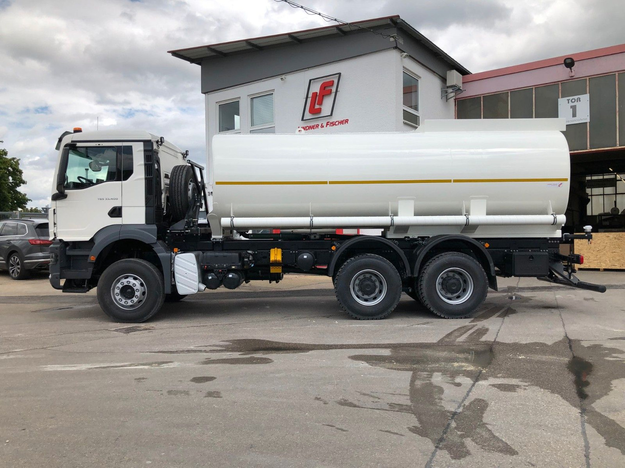 MAN TGS 33.440 6x4 Wasser Tank 20.000 - 유조트럭, 크레인 트럭 : 사진 1 MAN TGS 33.440 6x4 Wasser Tank 20.000 - 유조트럭, 크레인 트럭 : 사진 1