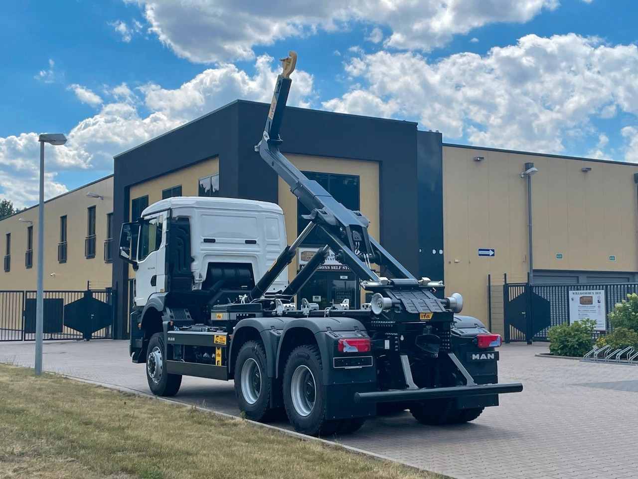 MAN TGS 33.440 6x6 Euro6e Hyva - Hiab MultiLift - 후크 리프트 트럭, 크레인 트럭 : 사진 4 MAN TGS 33.440 6x6 Euro6e Hyva - Hiab MultiLift - 후크 리프트 트럭, 크레인 트럭 : 사진 4