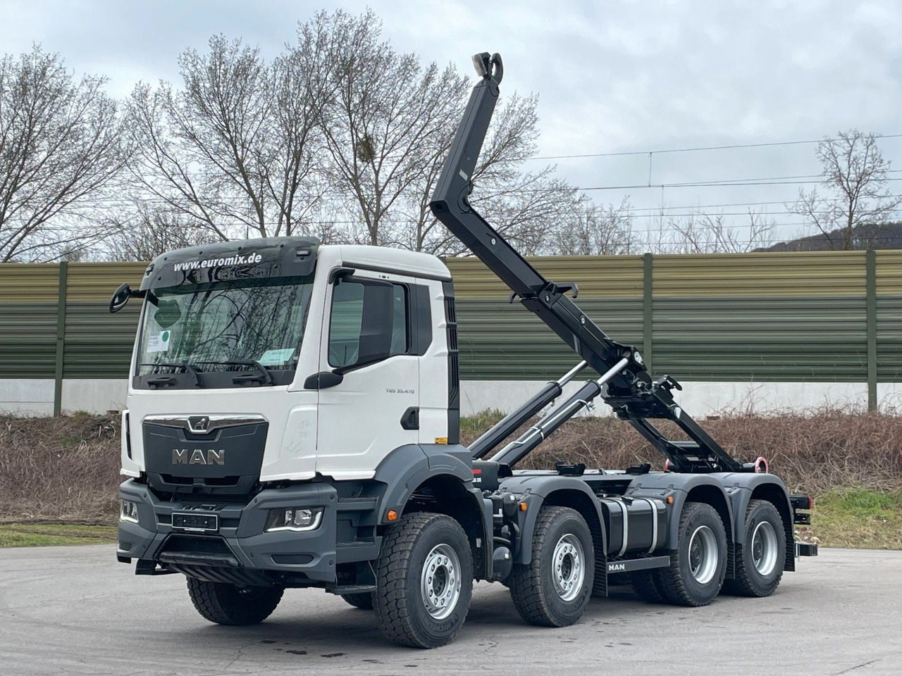 MAN TGS 35.480 8x4 Euro6e Hiab MultLift Abrollkipper - 후크 리프트 트럭, 크레인 트럭 : 사진 3 MAN TGS 35.480 8x4 Euro6e Hiab MultLift Abrollkipper - 후크 리프트 트럭, 크레인 트럭 : 사진 3
