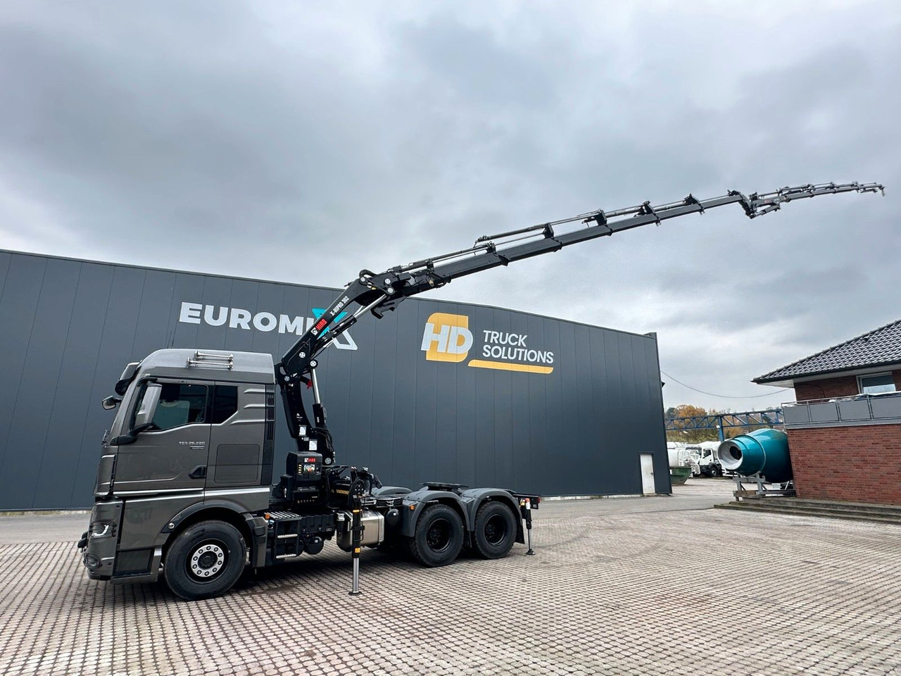 MAN TGX 26.580 6x4 Kran Hiab 302-6 + Jib-4 - 크레인 트럭 : 사진 4 MAN TGX 26.580 6x4 Kran Hiab 302-6 + Jib-4 - 크레인 트럭 : 사진 4