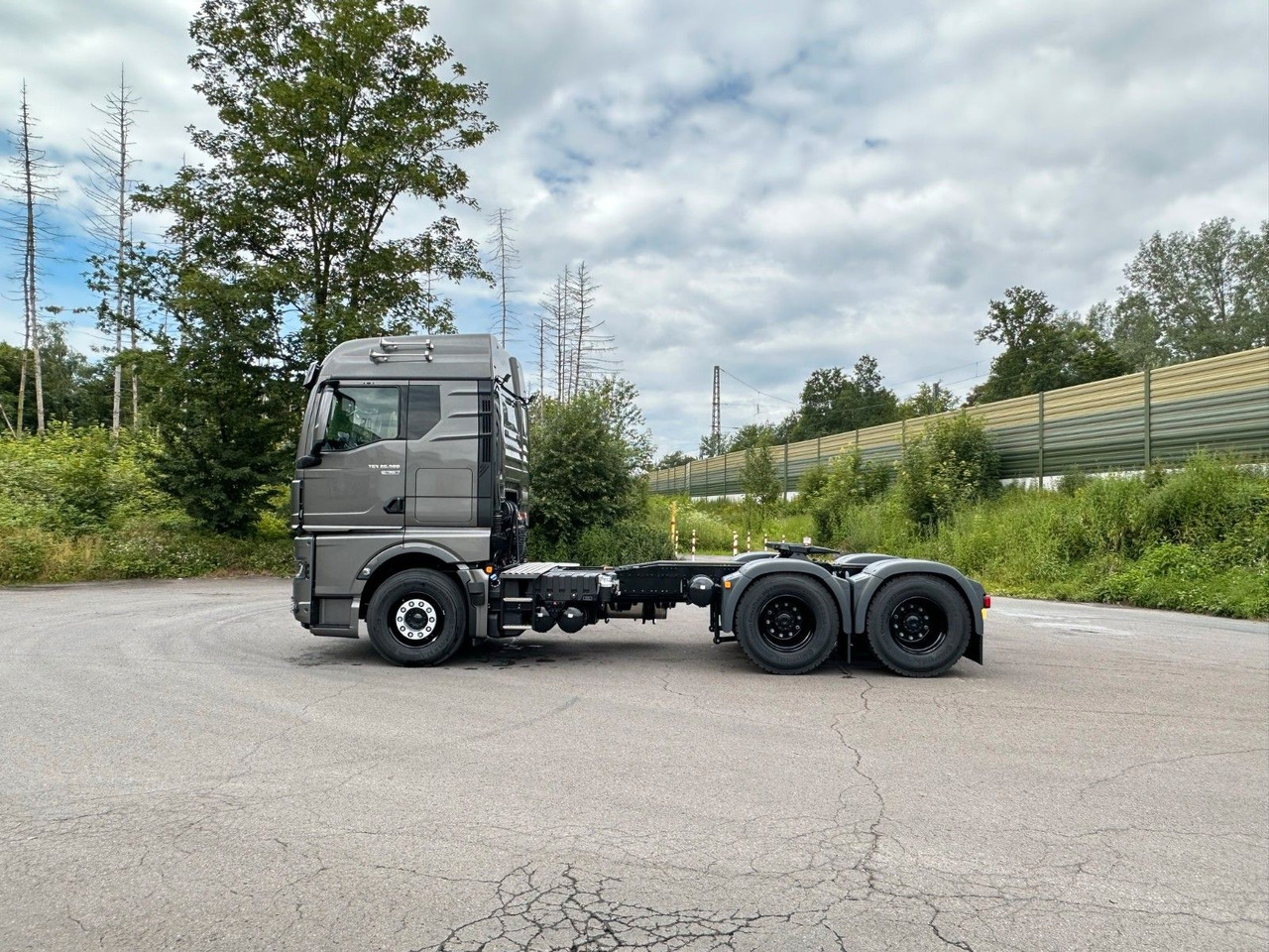 MAN TGX 26.580 6x4 Retarder - 트랙터 유닛 : 사진 2 MAN TGX 26.580 6x4 Retarder - 트랙터 유닛 : 사진 2