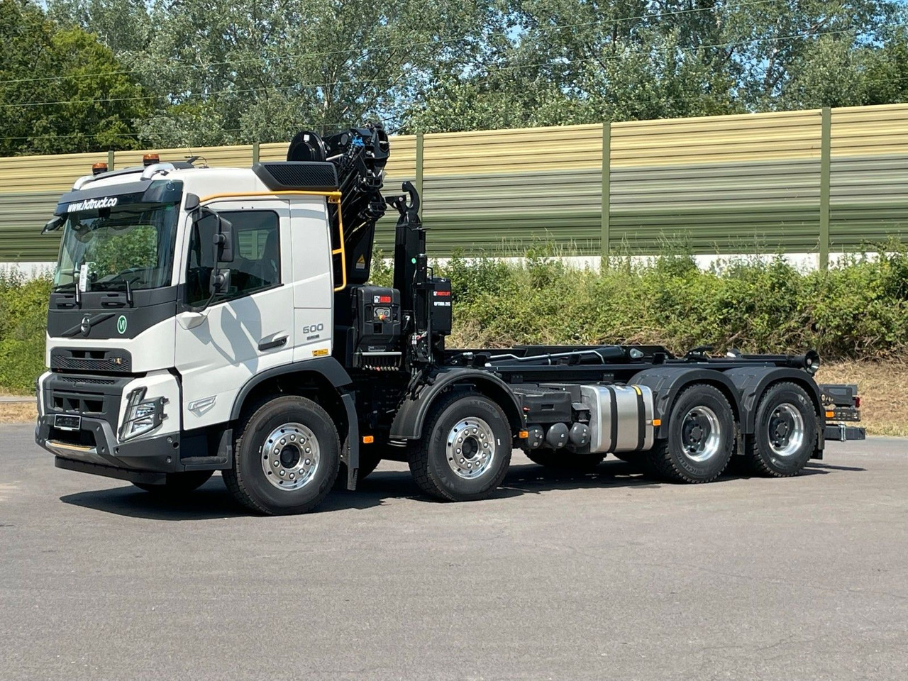 Volvo FMX 500 8x4 Abrollkipper + Kran Hiab 228-6 - 후크 리프트 트럭, 크레인 트럭 : 사진 3 Volvo FMX 500 8x4 Abrollkipper + Kran Hiab 228-6 - 후크 리프트 트럭, 크레인 트럭 : 사진 3
