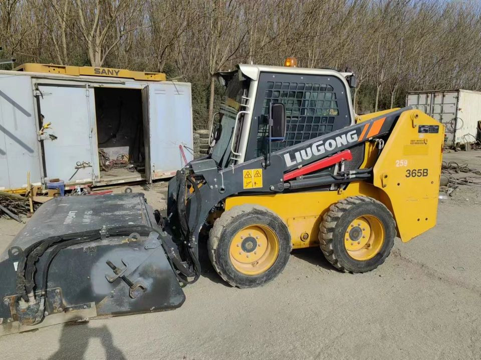 2021 LG365B Used Small 4WD Skid Steer Loader with Core Components-Motor Bearing Gearbox Pump Hot Sale - 스키드 스티어 로더 : 사진 2 2021 LG365B Used Small 4WD Skid Steer Loader with Core Components-Motor Bearing Gearbox Pump Hot Sale - 스키드 스티어 로더 : 사진 2