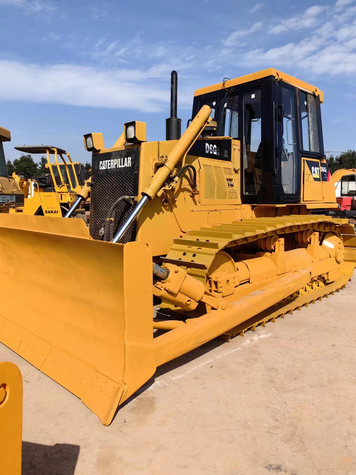 CATERPILLAR D6G2 - 불도저 : 사진 3 CATERPILLAR D6G2 - 불도저 : 사진 3