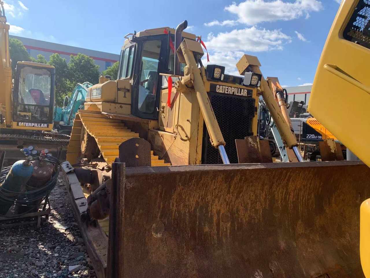 CATERPILLAR D6R - 불도저 : 사진 3 CATERPILLAR D6R - 불도저 : 사진 3