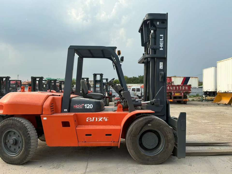 HELI 12Ton Diesel Forklift CPCD120 Fast Delivery with Competitive Price for Farms with Core Components Pump Engine Motor Gearbox - 디젤 지게차 : 사진 3 HELI 12Ton Diesel Forklift CPCD120 Fast Delivery with Competitive Price for Farms with Core Components Pump Engine Motor Gearbox - 디젤 지게차 : 사진 3