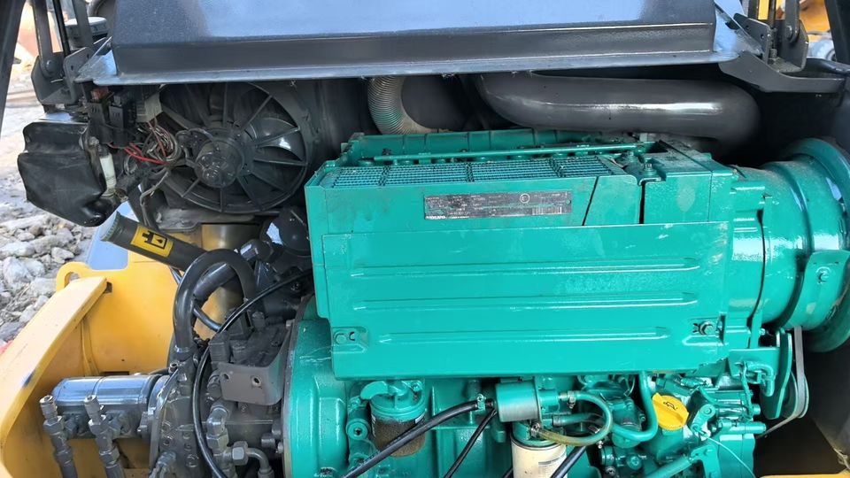 Preferential Price Used Volvo L20F Small Skid Steer Loader Secondhand VOLVO L20f Mini Wheel Loader in Good Condition for Sale - 휠 로더 : 사진 4 Preferential Price Used Volvo L20F Small Skid Steer Loader Secondhand VOLVO L20f Mini Wheel Loader in Good Condition for Sale - 휠 로더 : 사진 4