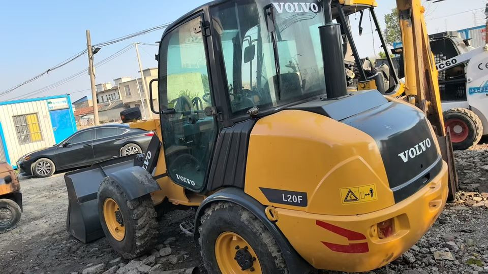 Preferential Price Used Volvo L20F Small Skid Steer Loader Secondhand VOLVO L20f Mini Wheel Loader in Good Condition for Sale - 휠 로더 : 사진 2 Preferential Price Used Volvo L20F Small Skid Steer Loader Secondhand VOLVO L20f Mini Wheel Loader in Good Condition for Sale - 휠 로더 : 사진 2