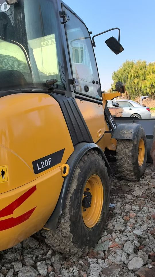 Preferential Price Used Volvo L20F Small Skid Steer Loader Secondhand VOLVO L20f Mini Wheel Loader in Good Condition for Sale - 휠 로더 : 사진 3 Preferential Price Used Volvo L20F Small Skid Steer Loader Secondhand VOLVO L20f Mini Wheel Loader in Good Condition for Sale - 휠 로더 : 사진 3