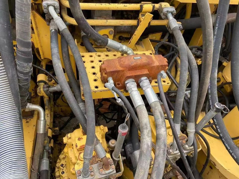 USED EXCAVATOR Good Condition Komatsu PC600-8 Original Japan Cheap Used Excavators Used Original Japan Komatsu PC600 - 크롤러 굴삭기 : 사진 3 USED EXCAVATOR Good Condition Komatsu PC600-8 Original Japan Cheap Used Excavators Used Original Japan Komatsu PC600 - 크롤러 굴삭기 : 사진 3