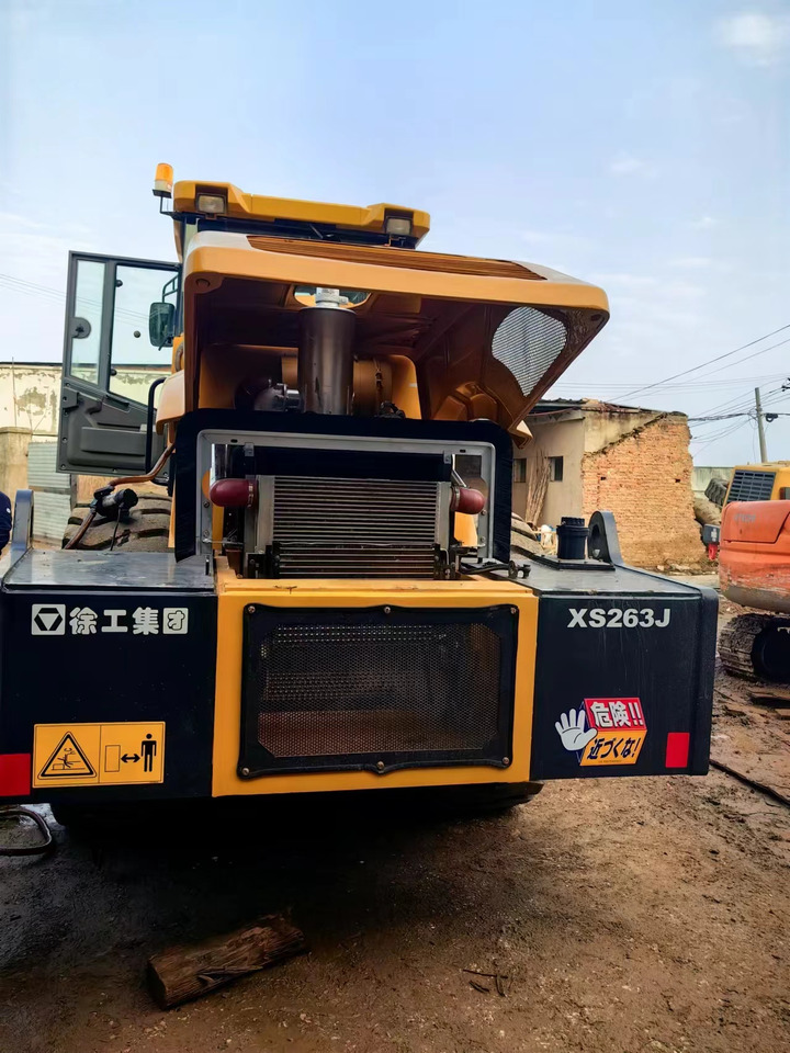 XCMG XS263J - 압축기 : 사진 3 XCMG XS263J - 압축기 : 사진 3