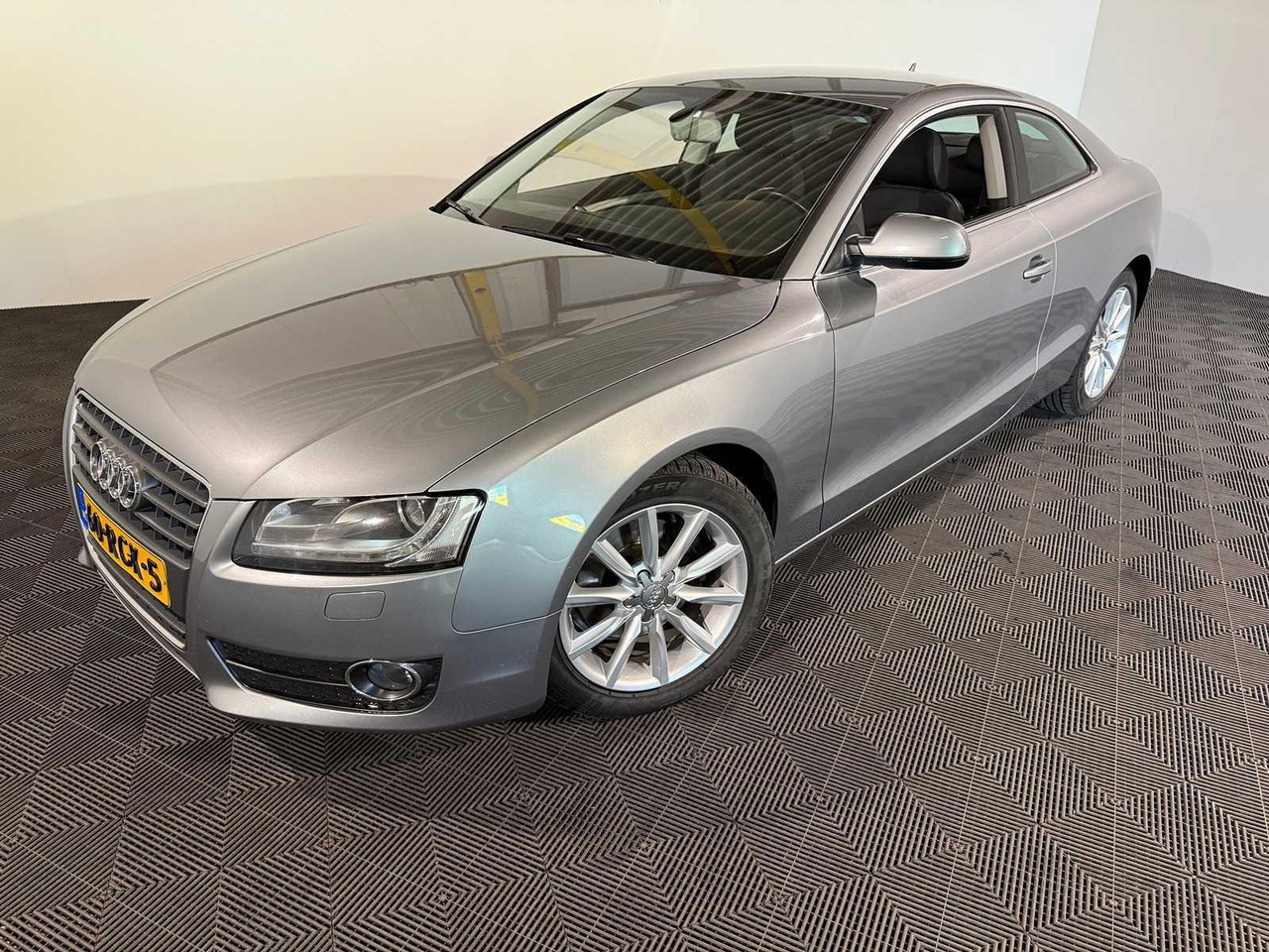 Audi A5 Coupé 2.0 TFSI Pro Line Business 60-RGK-5 233.366 km - 차량 : 사진 1 Audi A5 Coupé 2.0 TFSI Pro Line Business 60-RGK-5 233.366 km - 차량 : 사진 1