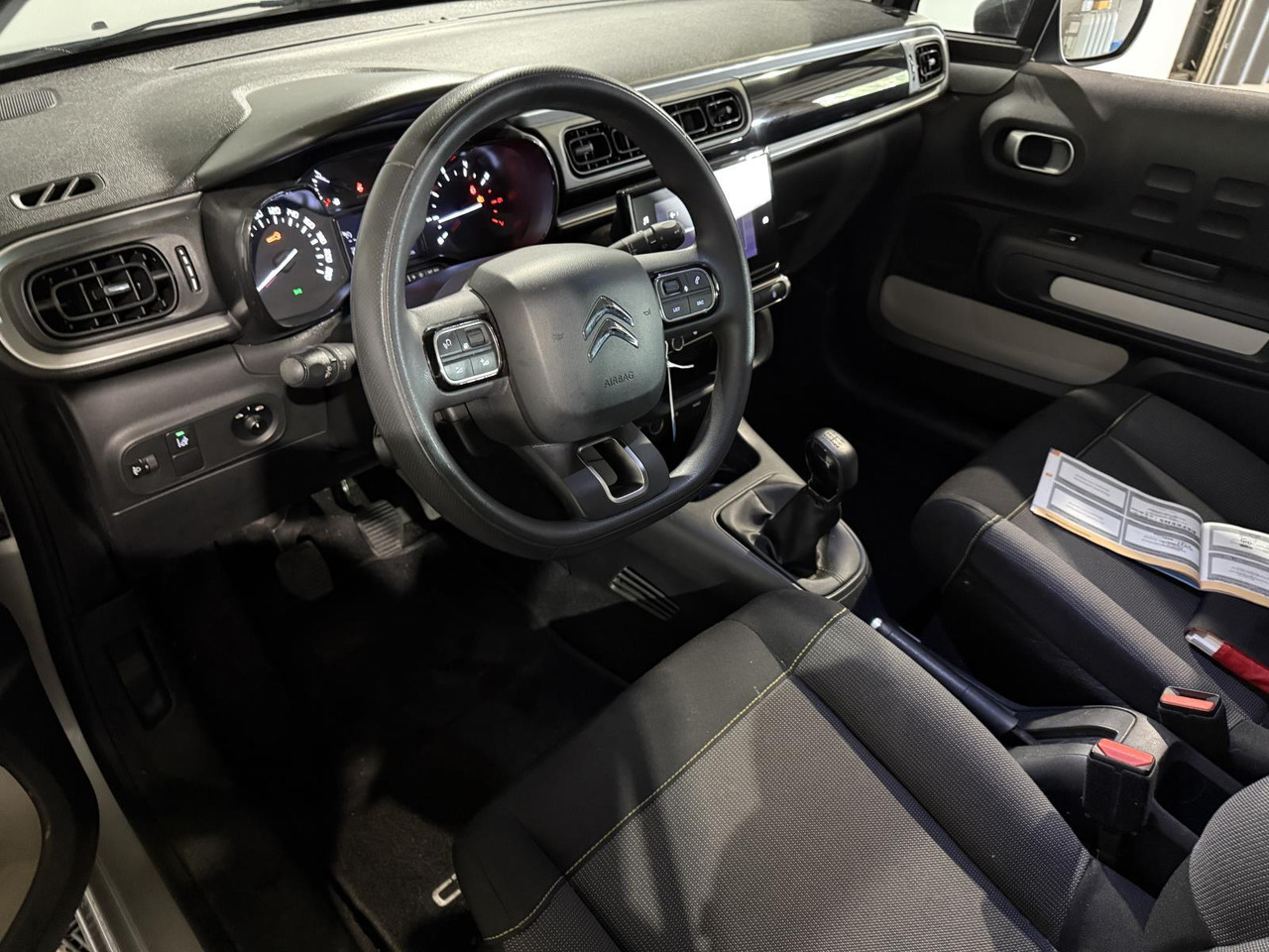 Citroen | C3 | 1.2 PureTech Feel 105g | 2016 | 175.577 km | KX240S | Logisch - 해치백 : 사진 5 Citroen | C3 | 1.2 PureTech Feel 105g | 2016 | 175.577 km | KX240S | Logisch - 해치백 : 사진 5
