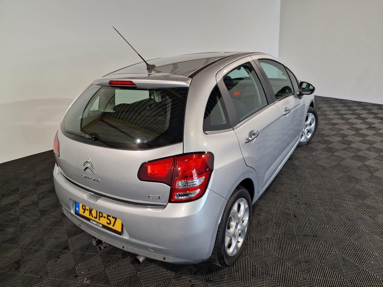 Citroen C3 1.6 Vti 9-KJP-57 193.593 km - 차량 : 사진 4 Citroen C3 1.6 Vti 9-KJP-57 193.593 km - 차량 : 사진 4
