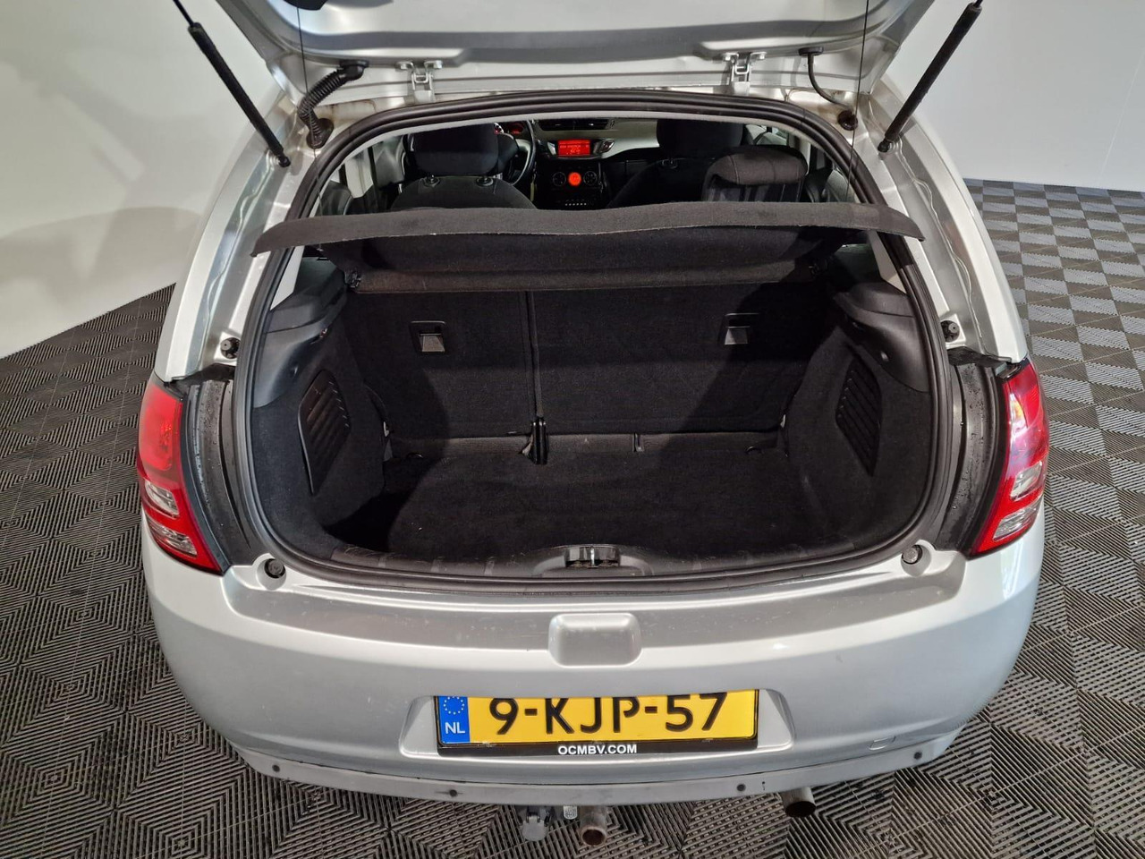 Citroen C3 1.6 Vti 9-KJP-57 193.593 km - 차량 : 사진 3 Citroen C3 1.6 Vti 9-KJP-57 193.593 km - 차량 : 사진 3