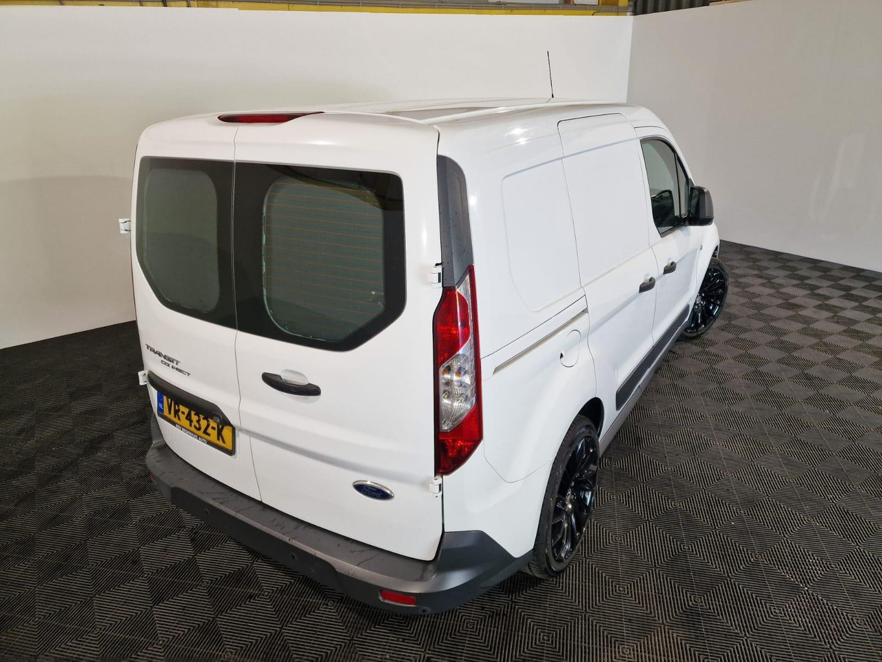 Ford Transit Connect 1.6 TDCI L1 Trend VR-432-K 127.791 km - 소형 밴 : 사진 4 Ford Transit Connect 1.6 TDCI L1 Trend VR-432-K 127.791 km - 소형 밴 : 사진 4