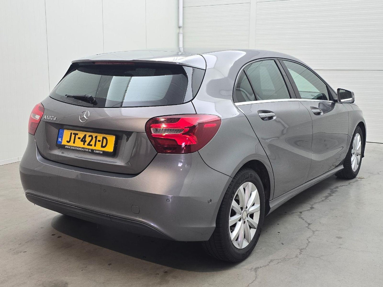 Mercedes-Benz A-klasse 180 d Lease Edition | 2016 | 231.875 km | Automaat | JT421D | NAP: Logisch - 해치백 : 사진 4 Mercedes-Benz A-klasse 180 d Lease Edition | 2016 | 231.875 km | Automaat | JT421D | NAP: Logisch - 해치백 : 사진 4