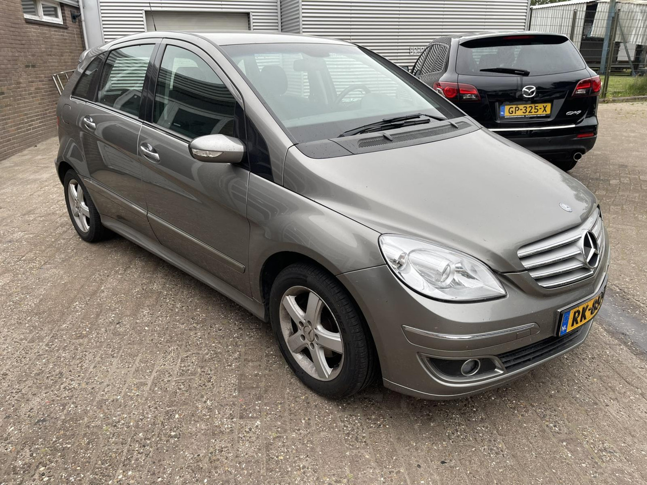 Mercedes-Benz B-Klasse 170 Business Class | 2005 | 217.372 km | RK-857-B - 차량 : 사진 5 Mercedes-Benz B-Klasse 170 Business Class | 2005 | 217.372 km | RK-857-B - 차량 : 사진 5