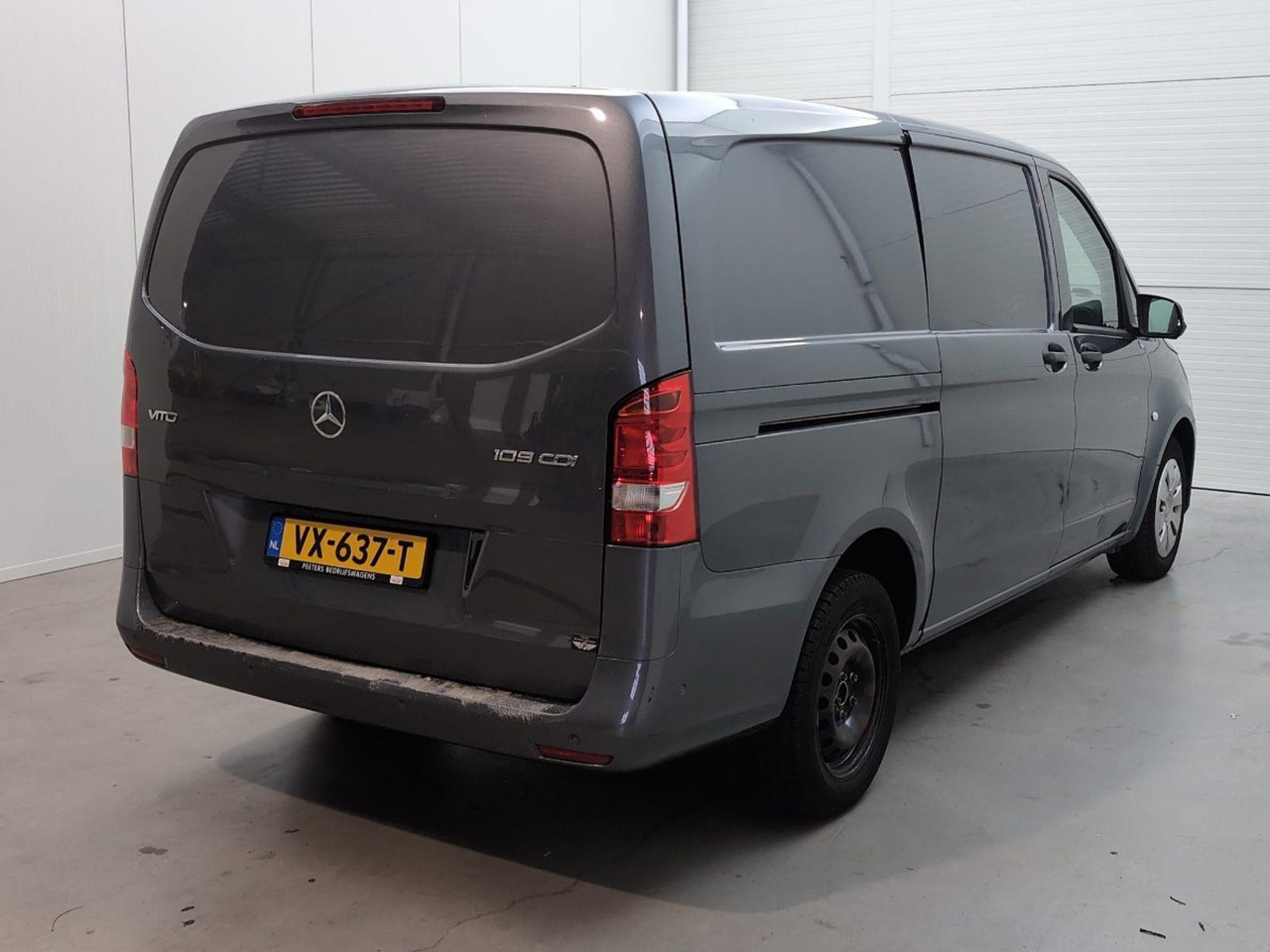 Mercedes-Benz Vito 109 CDI Lang | 2016 | 196.064 km | VX637T | NAP: Logisch - 기타 기계 : 사진 4 Mercedes-Benz Vito 109 CDI Lang | 2016 | 196.064 km | VX637T | NAP: Logisch - 기타 기계 : 사진 4