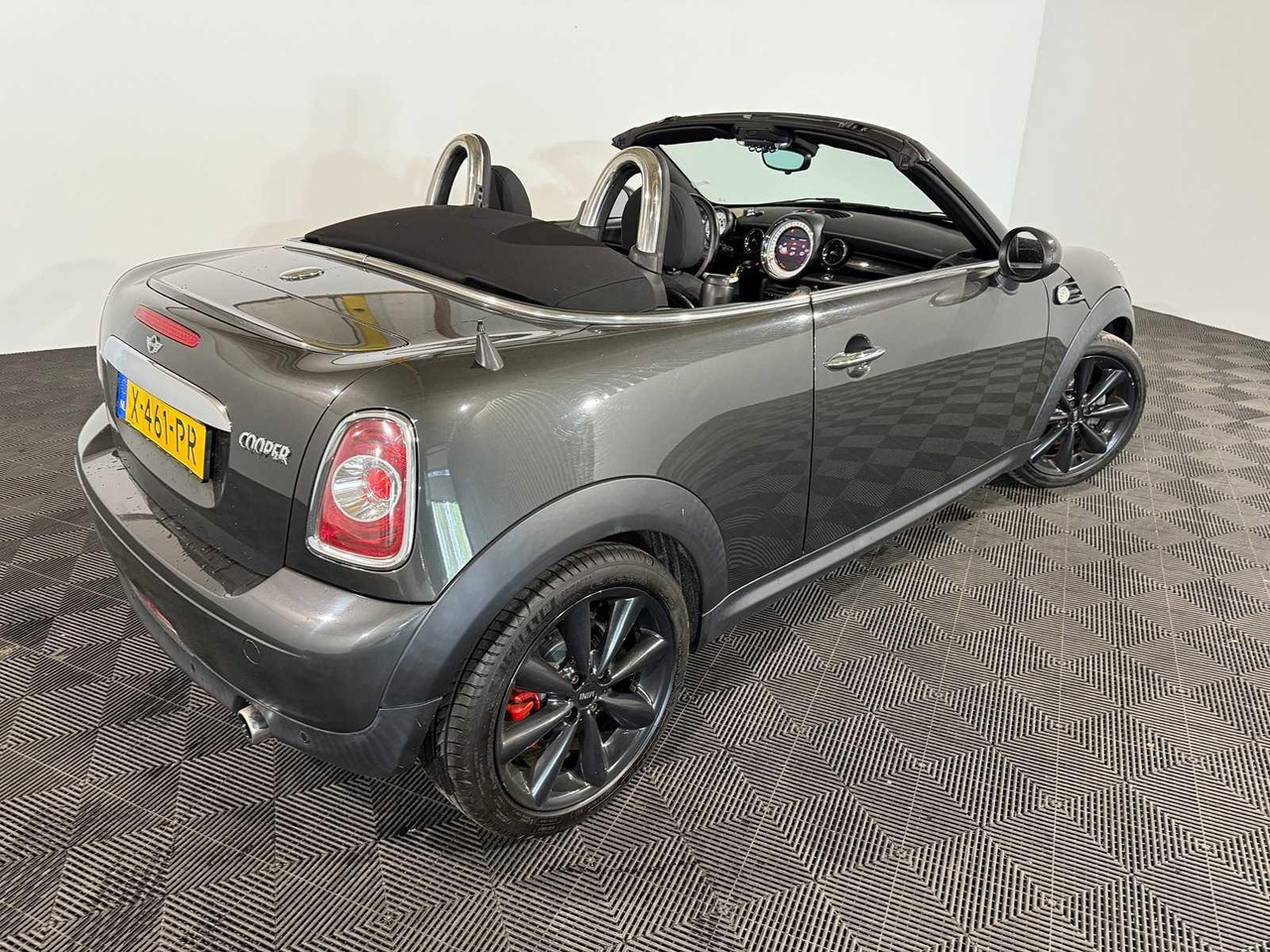 Mini Mini Roadster 1.6 Cooper | 2012 | 123.482 km | X-461-PR - 차량 : 사진 2 Mini Mini Roadster 1.6 Cooper | 2012 | 123.482 km | X-461-PR - 차량 : 사진 2