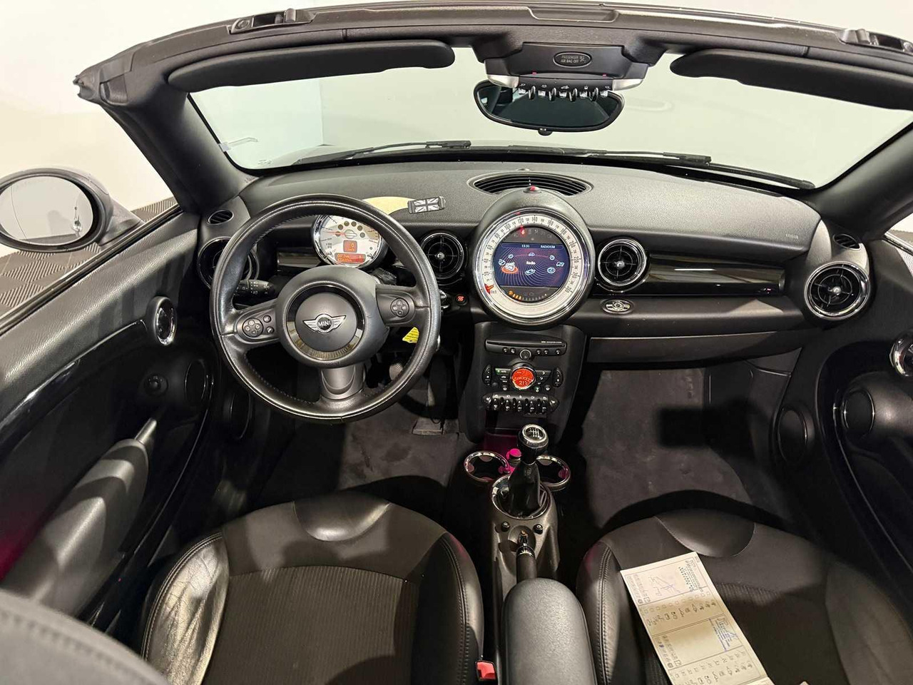 Mini Mini Roadster 1.6 Cooper | 2012 | 123.482 km | X-461-PR - 차량 : 사진 5 Mini Mini Roadster 1.6 Cooper | 2012 | 123.482 km | X-461-PR - 차량 : 사진 5