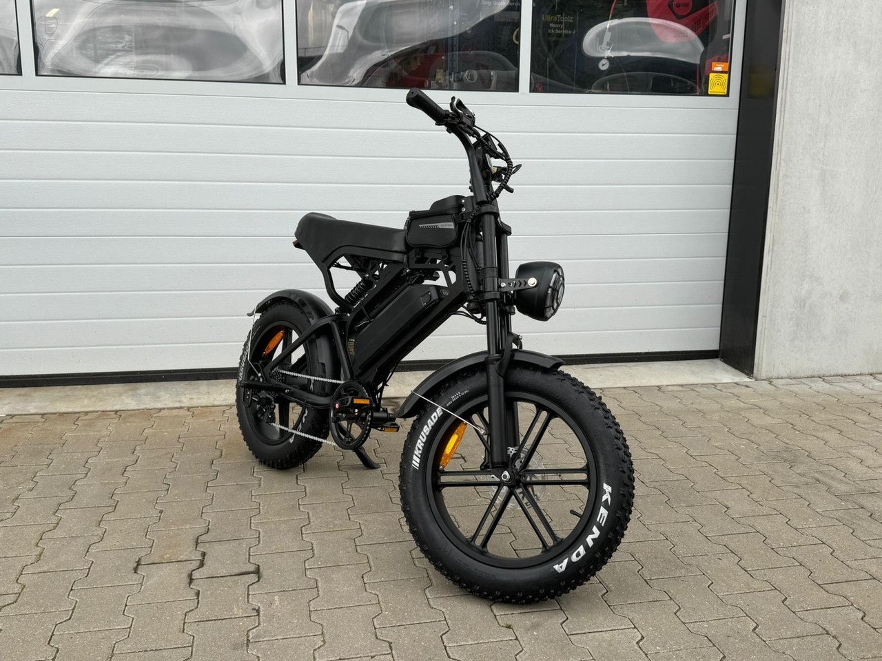 OUXI V20 Fatbike met LCD display NIEUW - 오토바이 : 사진 1 OUXI V20 Fatbike met LCD display NIEUW - 오토바이 : 사진 1