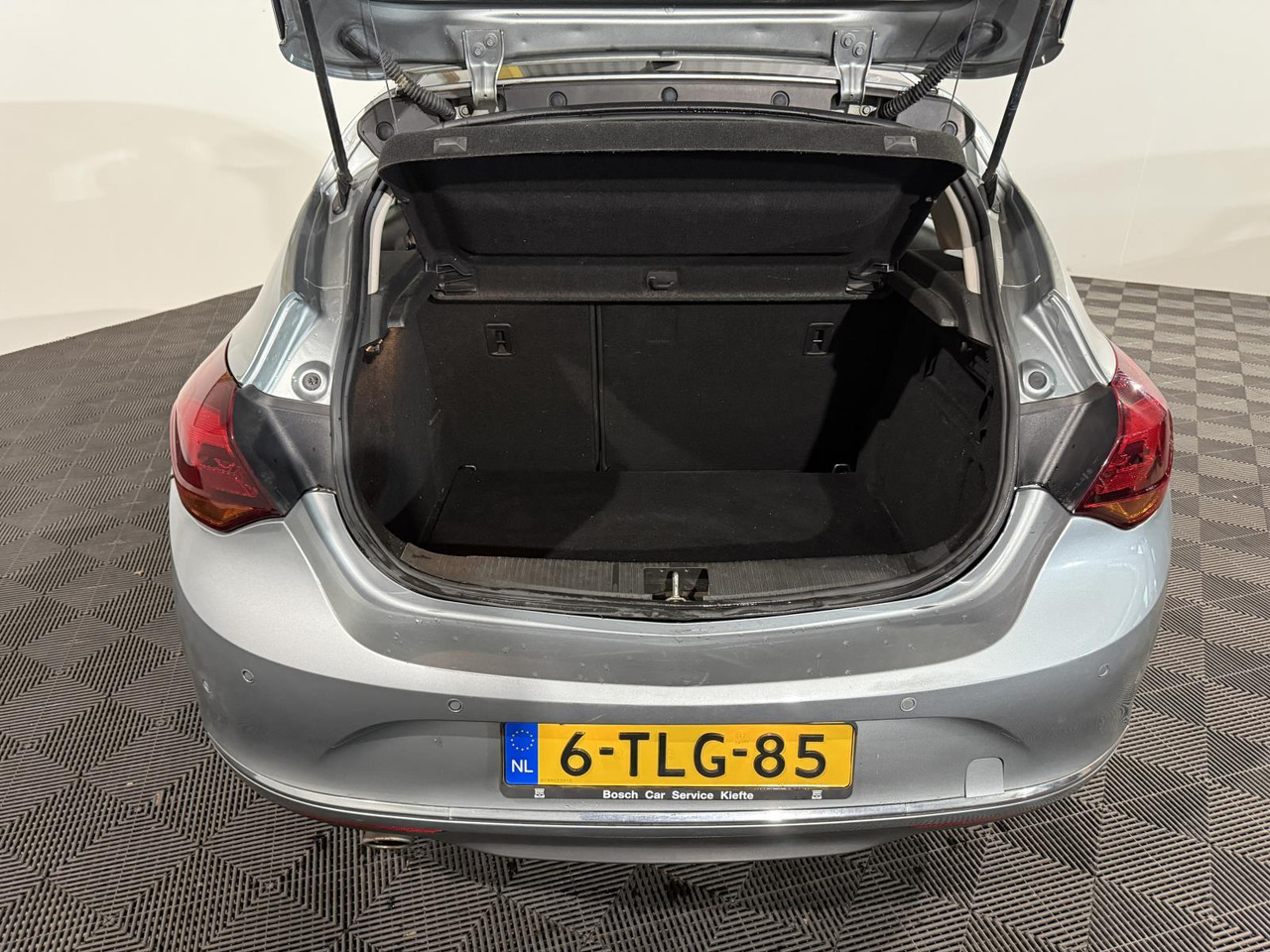 Opel Astra 1.4 Turbo Sport |2014 | 198.191 km | 6-TLG-85 - 해치백 : 사진 5 Opel Astra 1.4 Turbo Sport |2014 | 198.191 km | 6-TLG-85 - 해치백 : 사진 5