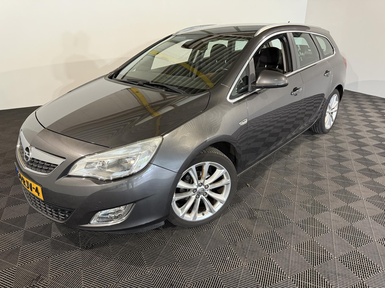Opel Astra Sports Tourer 1.4 Turbo Cosmo 64-RJV-4 - 차량 : 사진 1 Opel Astra Sports Tourer 1.4 Turbo Cosmo 64-RJV-4 - 차량 : 사진 1